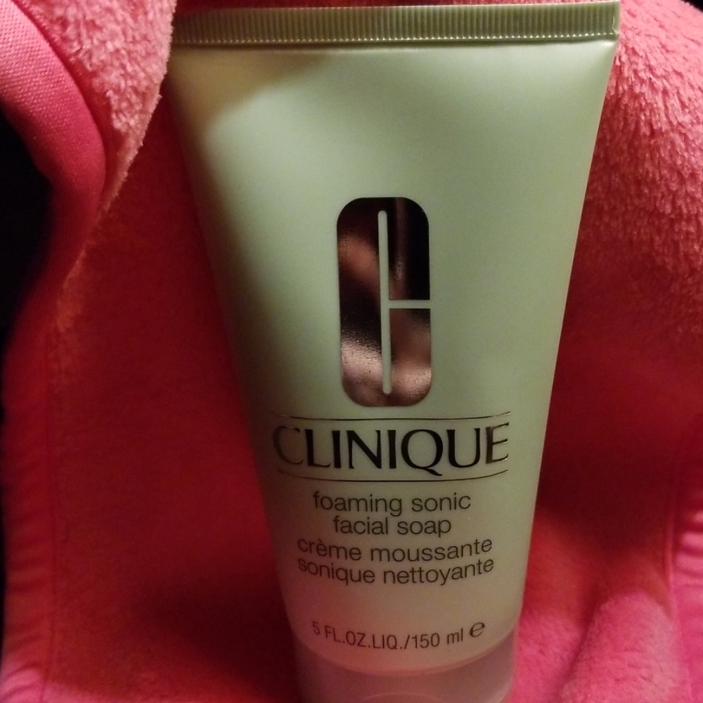 Clinique foaming facial soap. NWOT